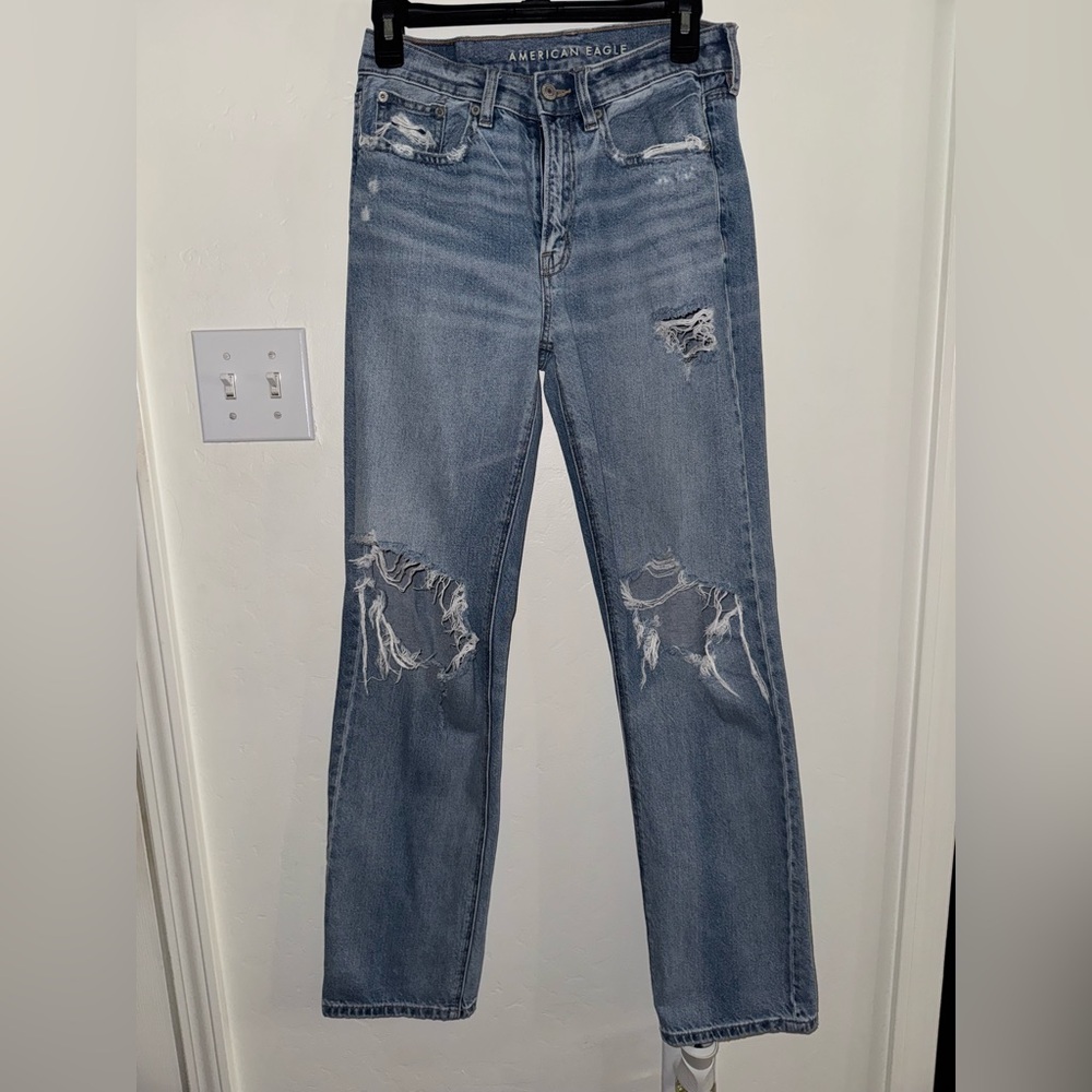 American Eagle Low-Rise Baggy Straight